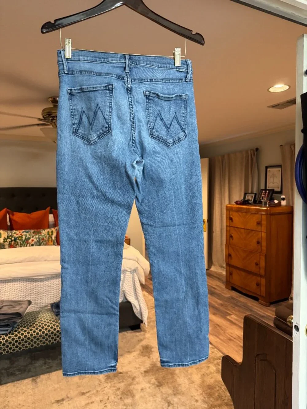 MOTHER Jeans, 3 pair of well worn, distressed jeans - Picture 7 of 15
